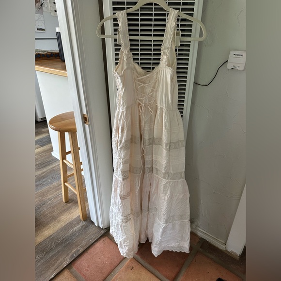 The Adele Dress | Pearl Embroider | S | Christy Dawn - Picture 6 of 14